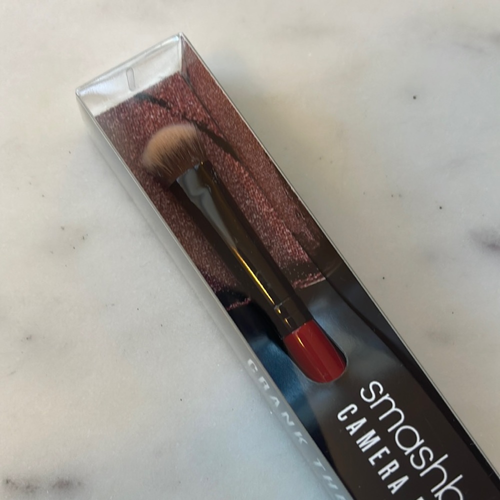 Smashbox Shadow Intensifier Brush